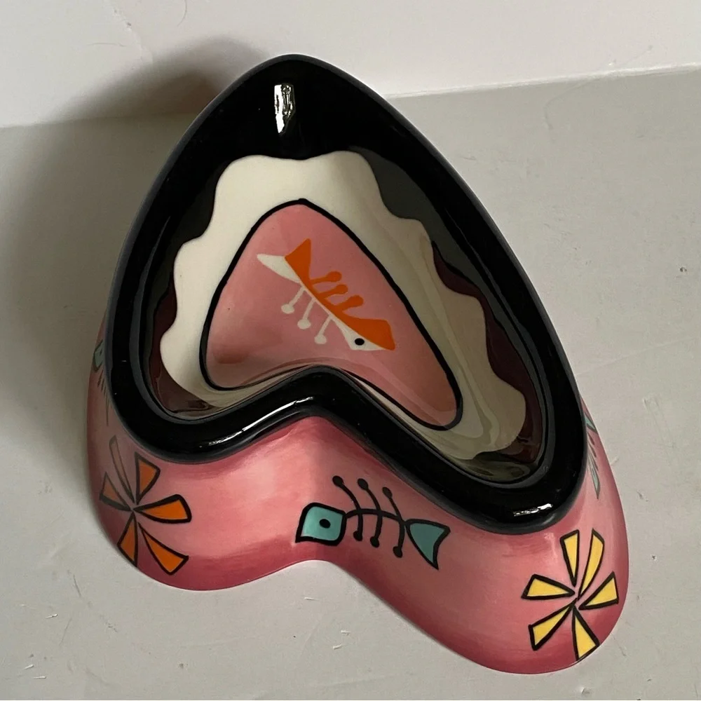 Heart Shaped Cat Bowl Food Pink Ceramic Fish Bones Hand Painted Karherine’s Coll